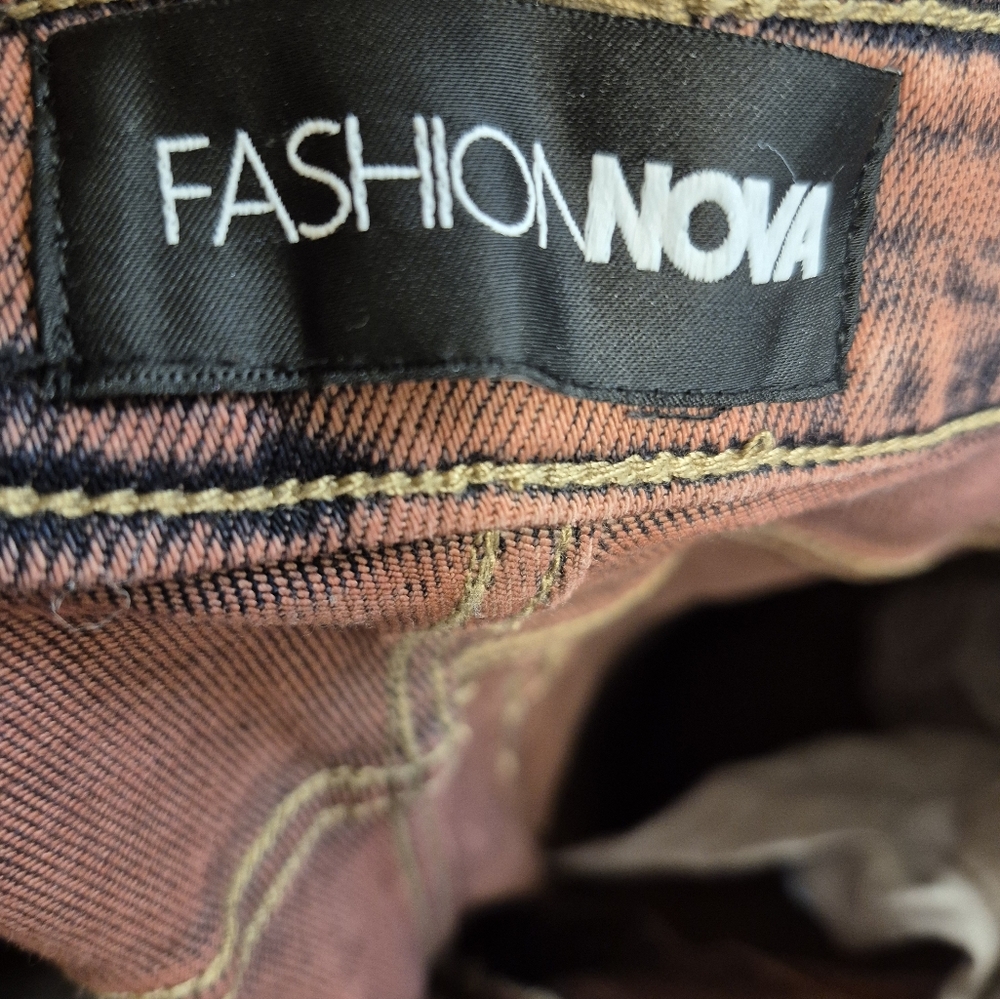 Ladies Rust Jeans - Picture 4 of 7